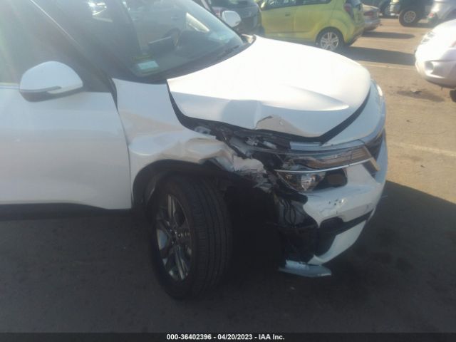 KNDEU2AAXP7417365 KIA SELTOS S