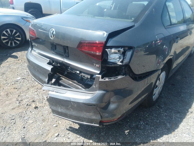 3VW267AJ9GM390334 Volkswagen Jetta Sedan 1.4t S