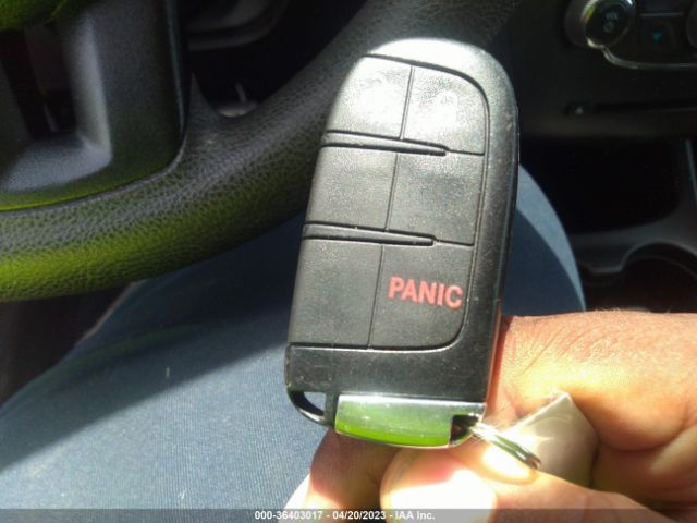 3C4PDCAB3JT274060 Dodge JOURNEY SE
