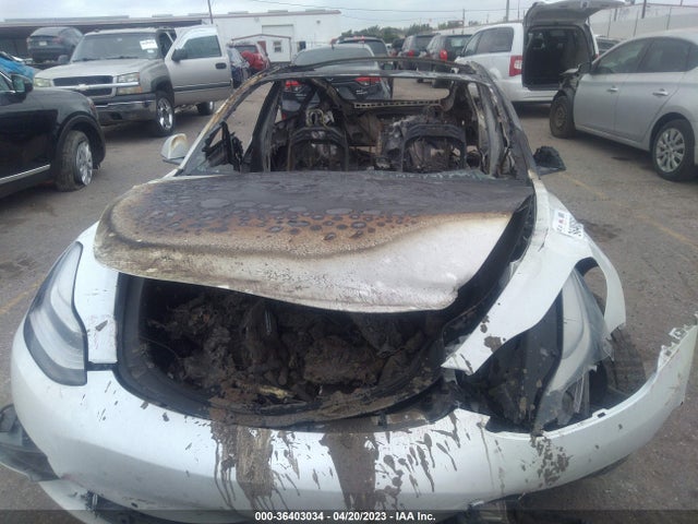 5YJ3E1EB7JF081693 Tesla Model 3 Long Range