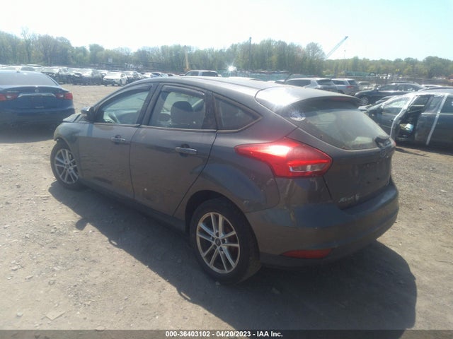 Ford FOCUS SE 2016 1FADP3K25GL269946 Image 3