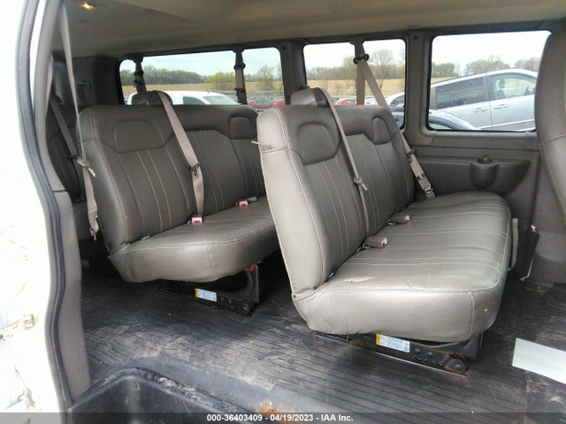 Chevrolet Express Passenger Ls 2018 1GAZGNFG7J1341680 Image 9