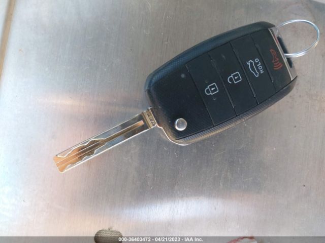 5XXGM4A76FG505988 KIA Optima Lx