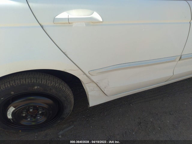 2010 HONDA ACCORD SDN EX-L VIN: 1HGCP2F87AA033138