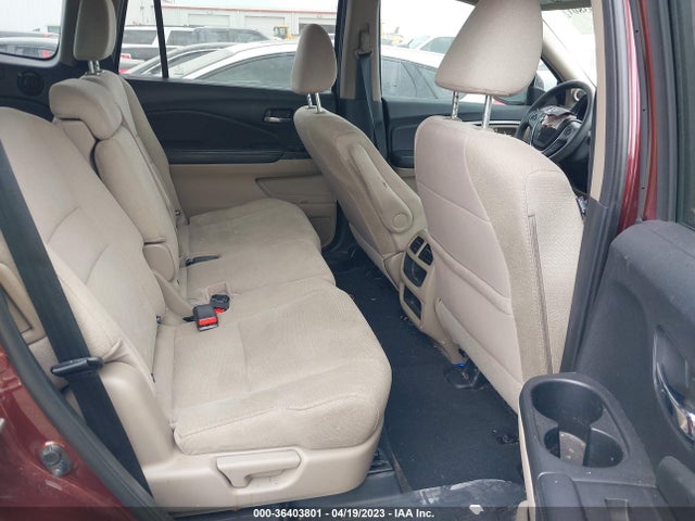 2018 HONDA PILOT LX VIN: 5FNYF5H11JB016402