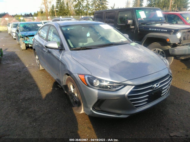 2017 5NPD94LA2HH177067 main image