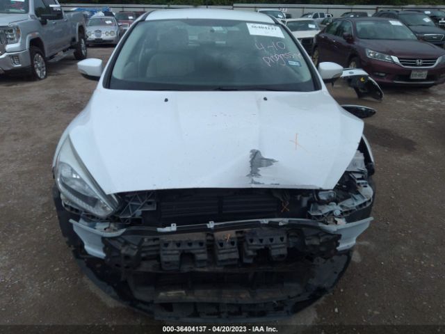 1FADP3K25GL391285 Ford FOCUS SE