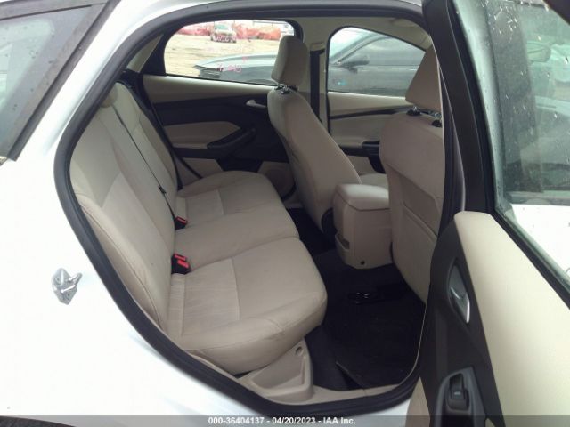 1FADP3K25GL391285 Ford FOCUS SE