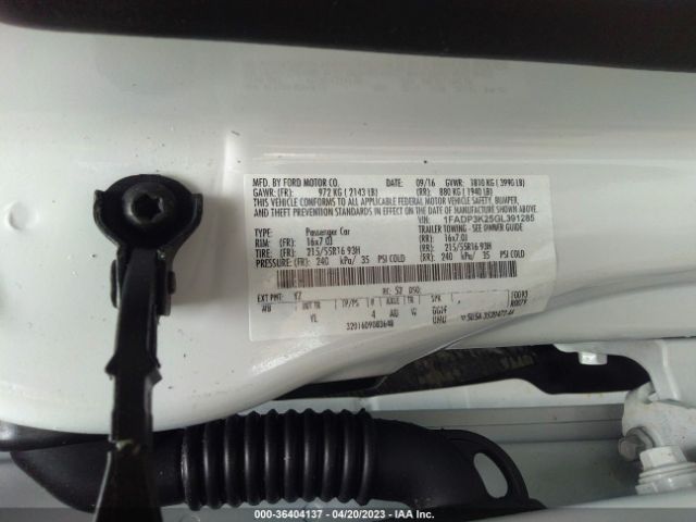 1FADP3K25GL391285 Ford FOCUS SE