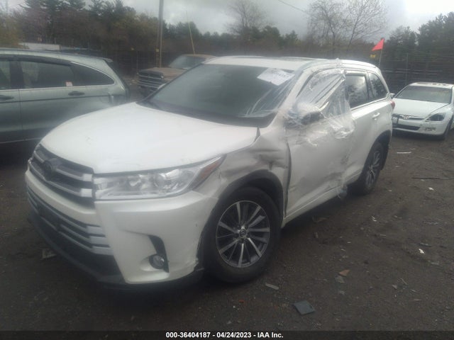 Toyota Highlander Se/xle 2018 5TDJZRFH0JS865447 Image 2