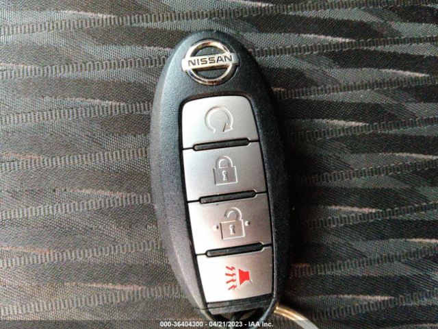 JN8AT2MV1HW258604 Nissan ROGUE SV