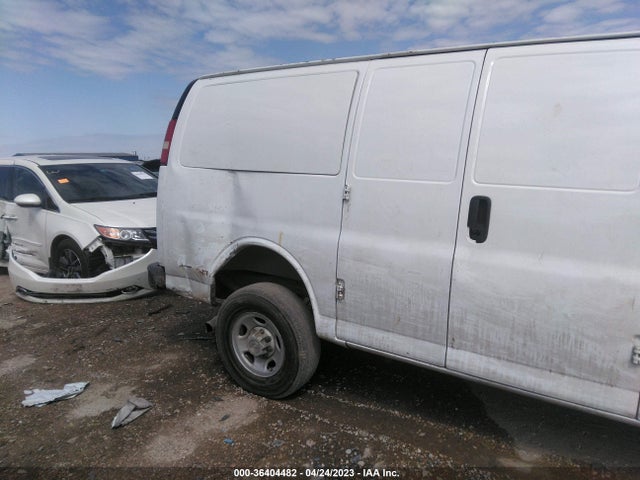 2009 CHEVROLET EXPRESS CARGO VAN VIN: 1GCGG25CX91123482