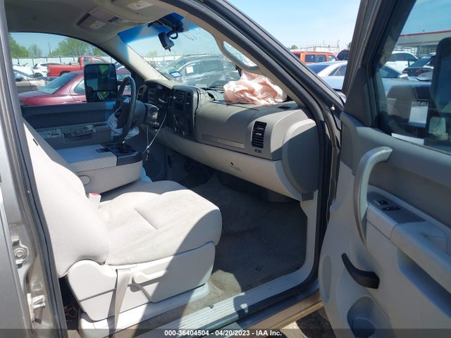 2013 CHEVROLET SILVERADO 1500 LT VIN: 3GCPCSE07DG116386