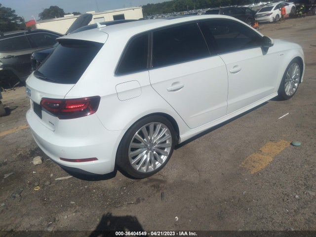 WAUTPBFF6GA022814 Audi A3 E-tron Premium Plus