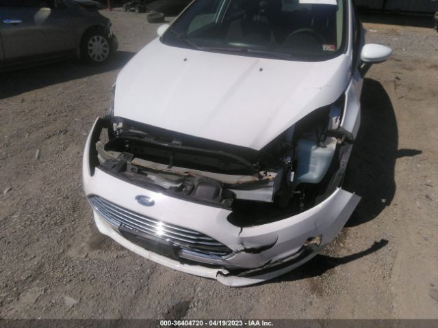 3FADP4BJ0KM110014 Ford FIESTA SE