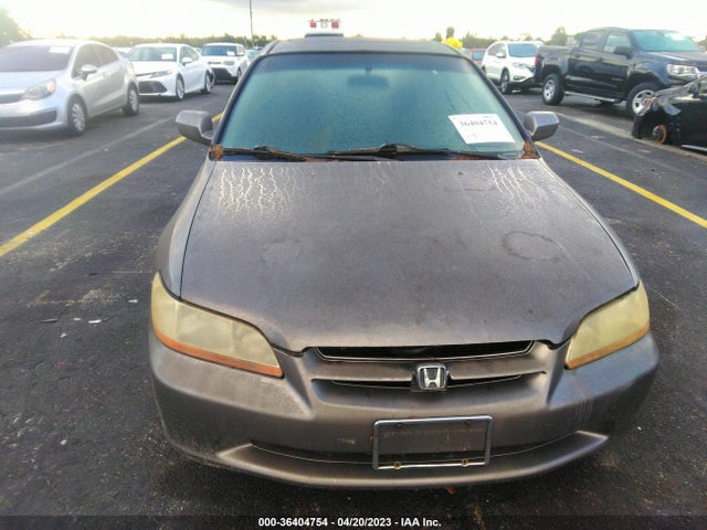 2000 HONDA ACCORD SDN EX VIN: 1HGCG6673YA074746