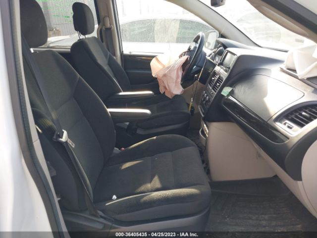 2C4RDGBG5KR637182 Dodge Grand Caravan Se