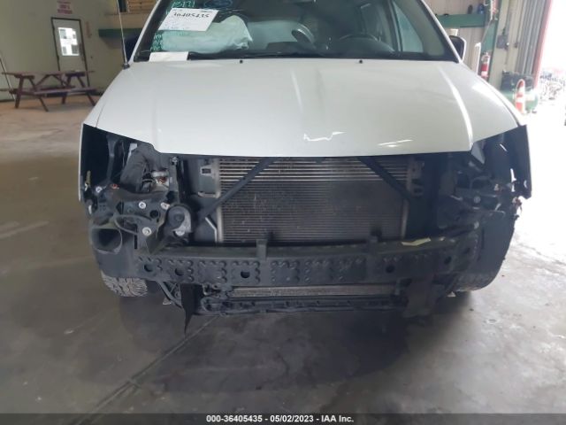 2C4RDGBG5KR637182 Dodge Grand Caravan Se