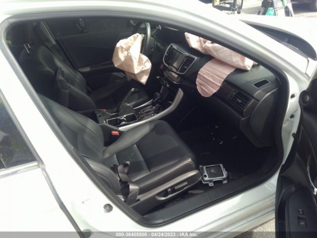 JHMCR6F72HC026974 Honda Accord Hybrid Touring