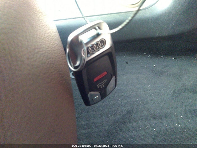 WAUGMAF44KN005613 Audi A4 Premium/titanium Premium