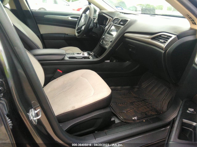 3FA6P0HDXLR111775 Ford FUSION SE