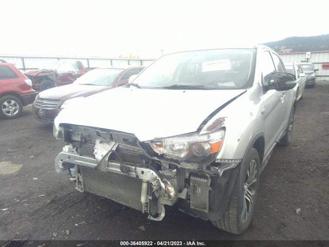 JA4AR3AW5JU002488 Mitsubishi Outlander Sport Se 2.4