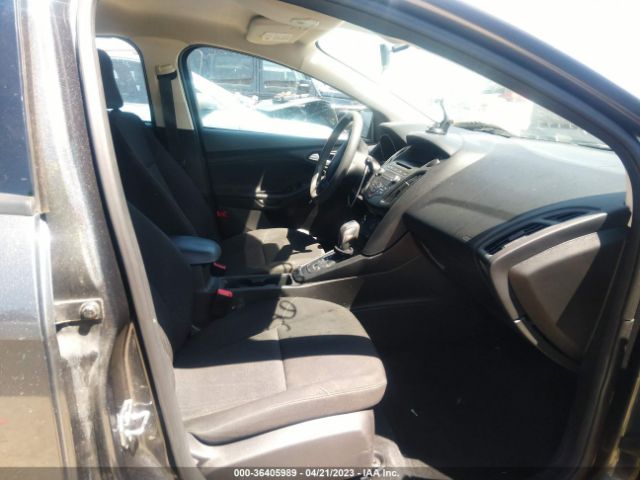 1FADP3K28GL252848 Ford FOCUS SE