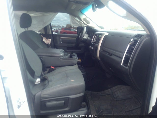 1C6RR7LT4FS532643 RAM 1500 Slt