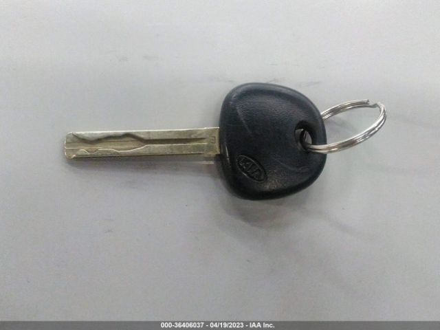 KNDJN2A28E7018553 KIA Soul Base