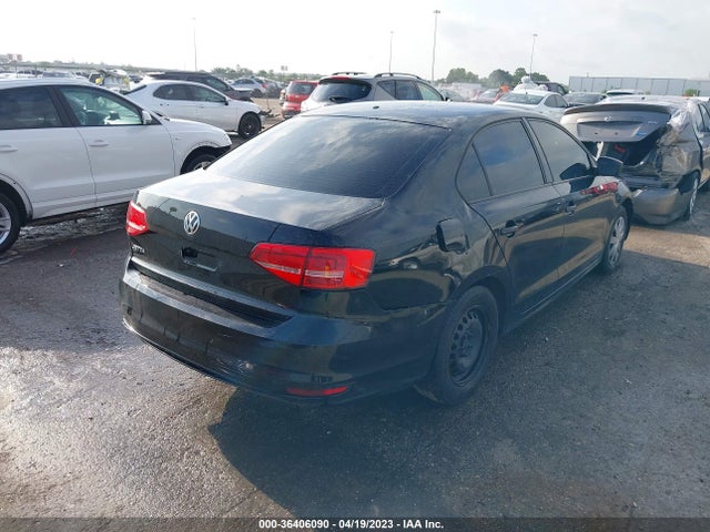 3VW2K7AJ8FM268980 Volkswagen Jetta Sedan 2.0l S