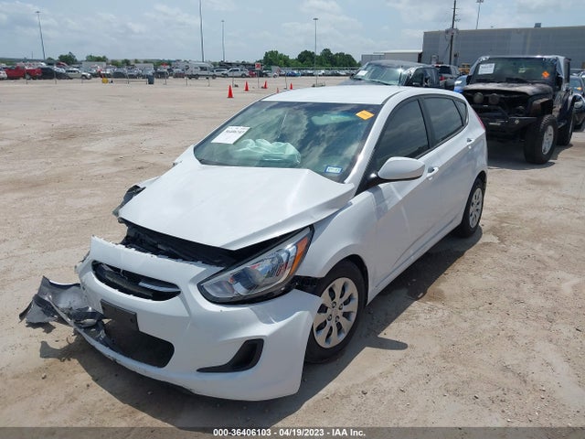 Hyundai ACCENT SE 2017 KMHCT5AE3HU356969 Image 2
