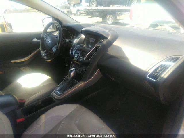 Ford Focus Titanium 2017 1FADP3N29HL279683 Image 7