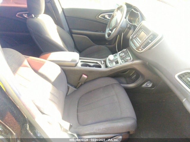 Chrysler 200 LX 2016 1C3CCCFB5GN139475 Image 6