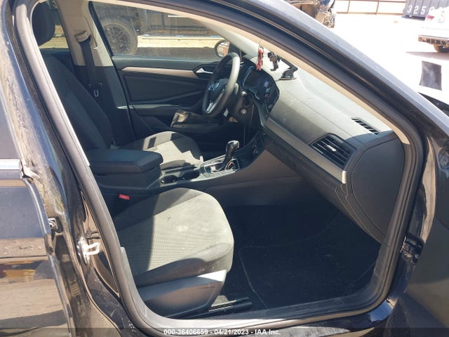 3VWC57BUXKM066575 Volkswagen Jetta S/se/r-line