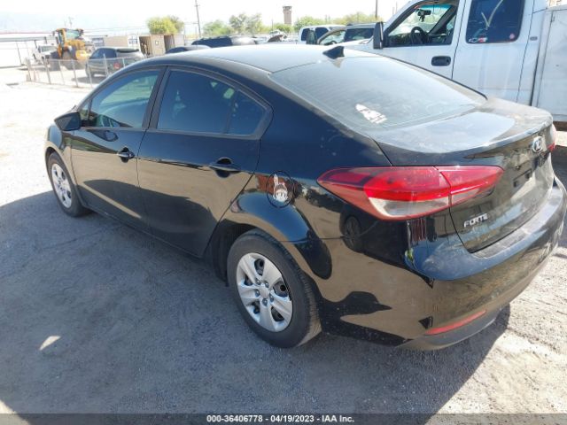 3KPFK4A79HE086886 KIA FORTE LX