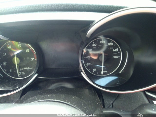 2022 Alfa Romeo Giulia, VIN: ZARFAMAN3N7659042