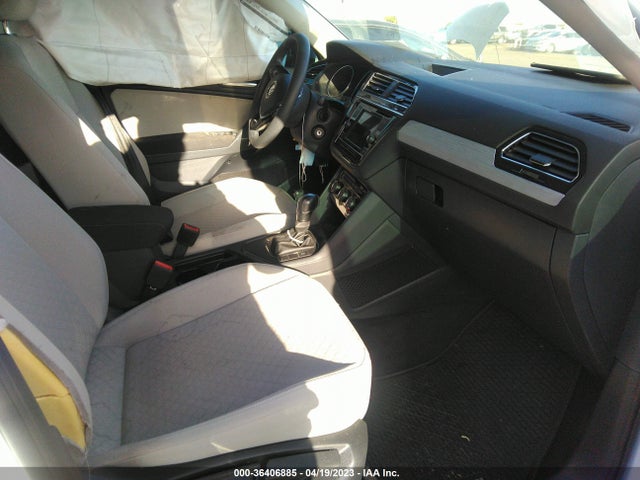 3VV1B7AX5LM112315 Volkswagen TIGUAN S