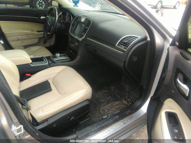 2C3CCAKG7GH334640 Chrysler 300 300c
