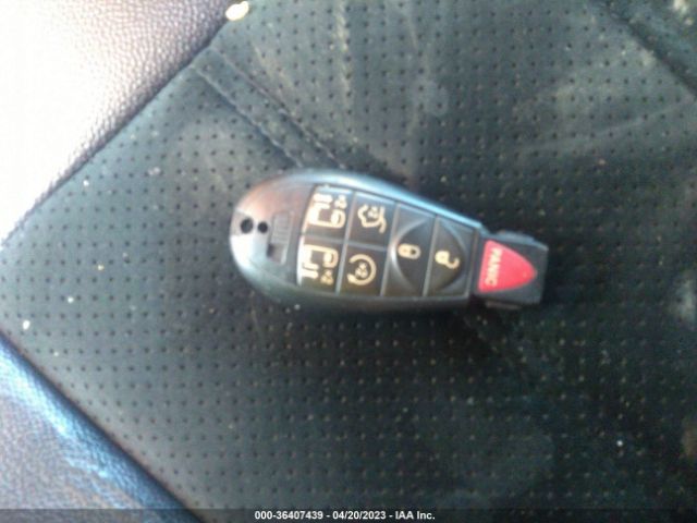2C4RDGCG4HR818121 Dodge Grand Caravan Sxt