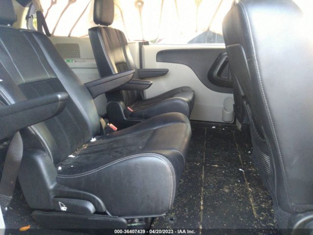 2C4RDGCG4HR818121 Dodge Grand Caravan Sxt