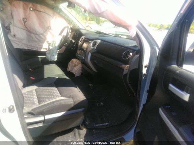 5TFUY5F19JX764140 Toyota Tundra 4wd Sr/sr5/limited