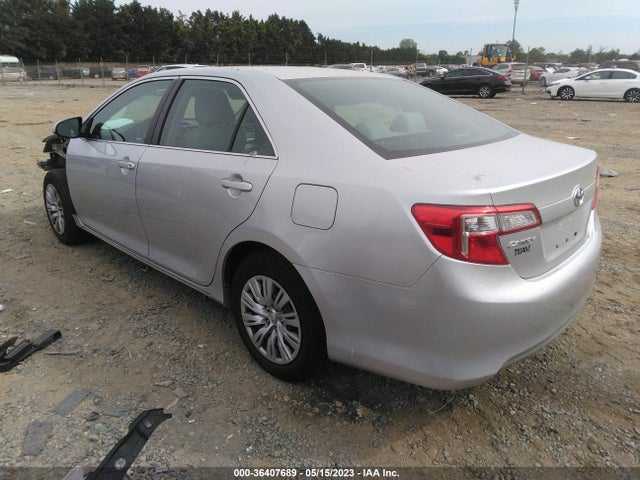 2013 TOYOTA CAMRY LE VIN: 4T4BF1FK8DR323993