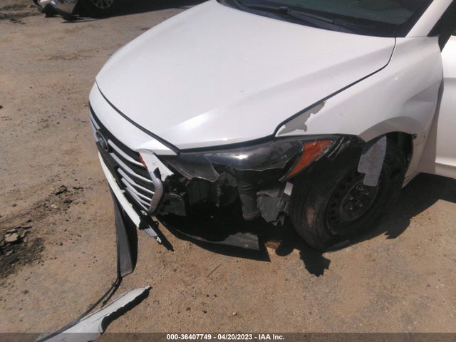 2018 HYUNDAI ELANTRA SE VIN: 5NPD74LF2JH289035