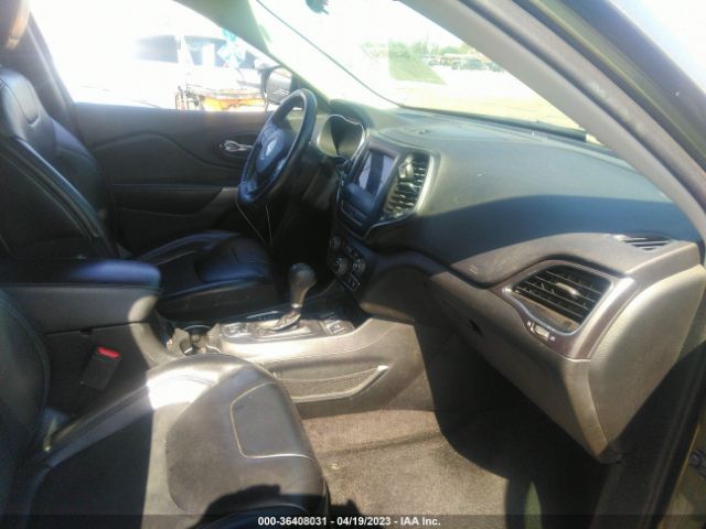 1C4PJLLB1KD202867 Jeep Cherokee Latitude Plus