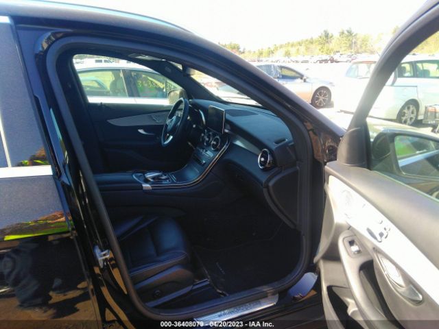 2019 MERCEDES-BENZ GLC 350E wdc0g5eb7kf617473 Photo 4