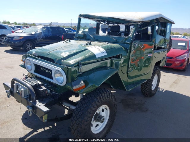 1976 TOYOTA LANDCRUISER VIN: FJ40212394
