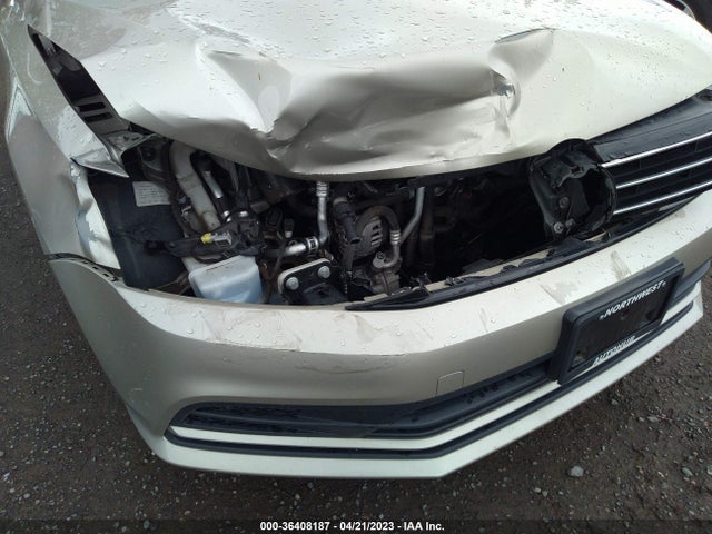 3VWLA7AJXFM246695 Volkswagen Jetta Sedan 2.0l Tdi Se
