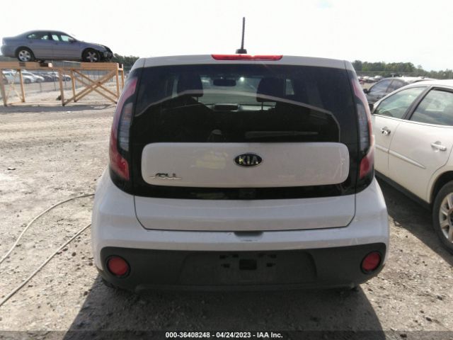 KNDJN2A24K7015130 KIA Soul Base