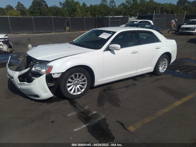 2C3CCAAG4EH211652 Chrysler 300