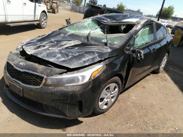 3KPFK4A72JE251568 KIA FORTE LX